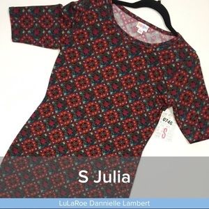 LuLaRoe Julia
